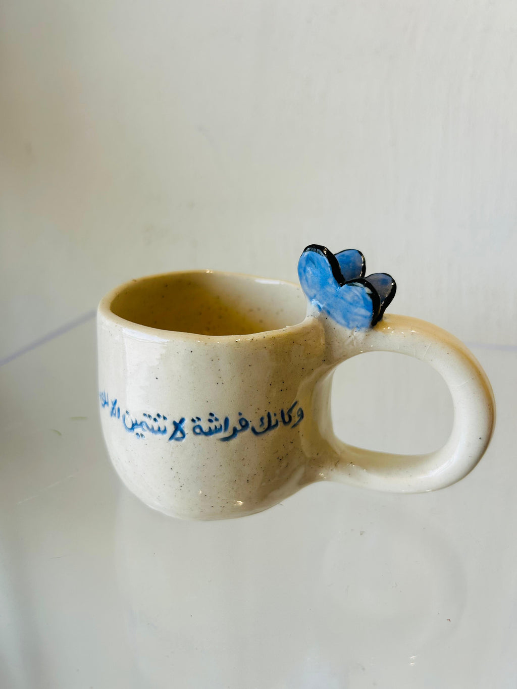كوب الفراشة
