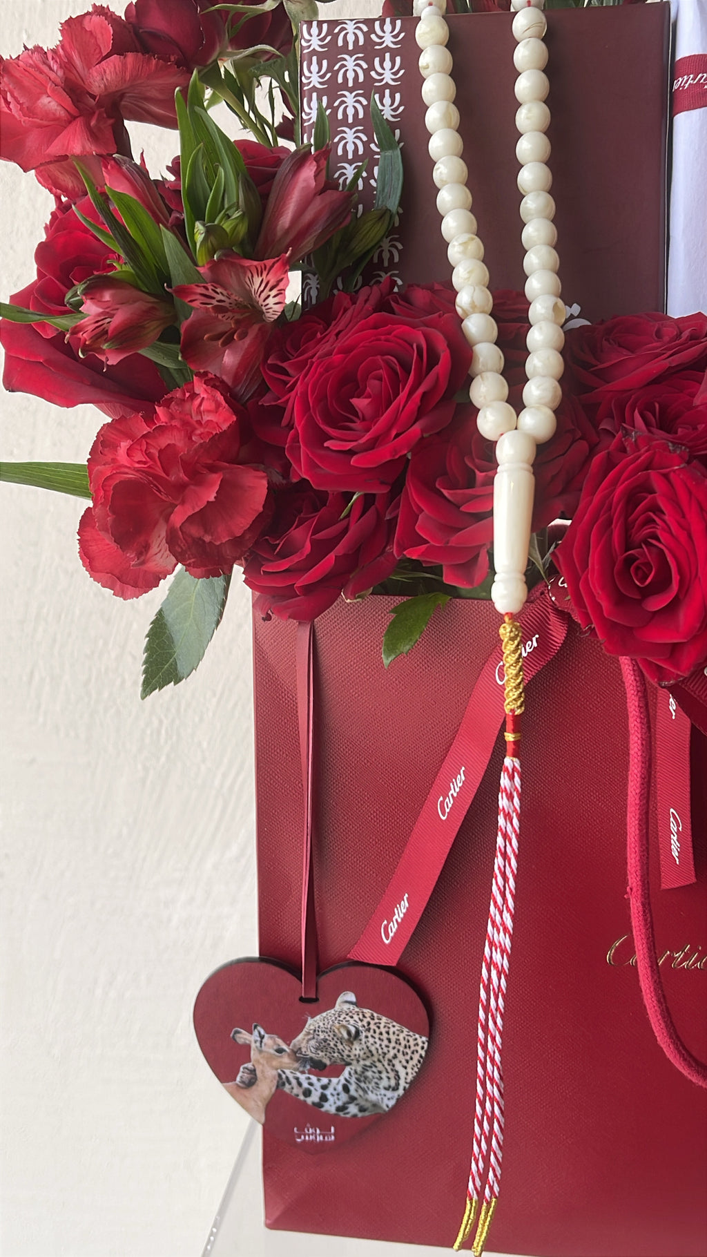 تنسيق cartier cardholder و مسباح