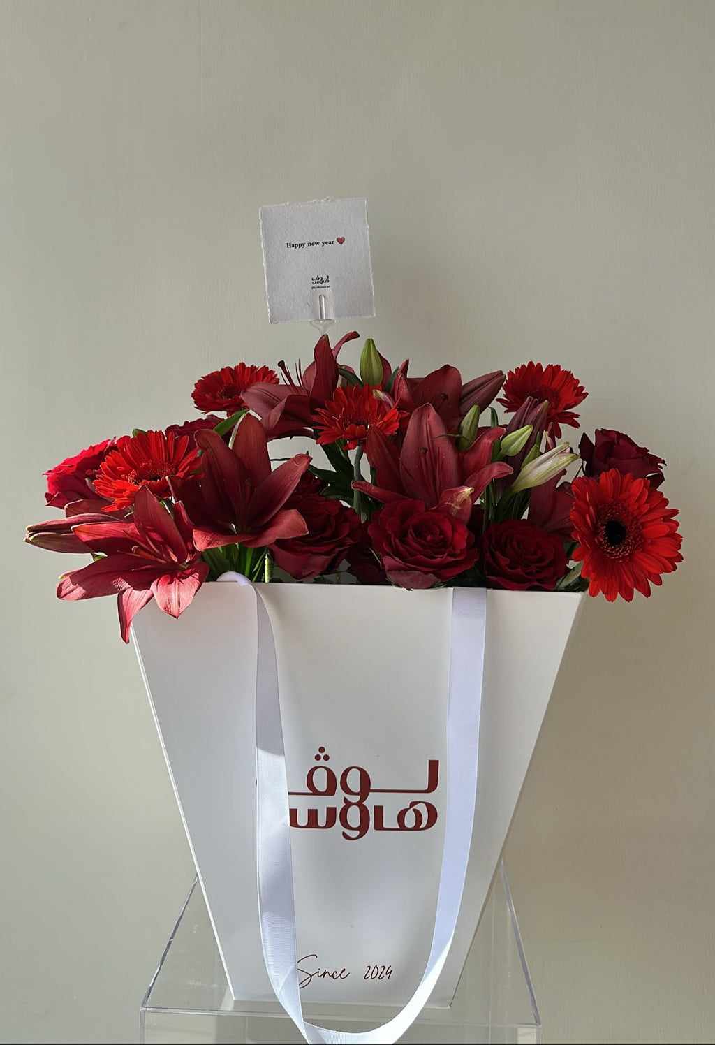 كيس لوف هاوس بالليلي الاحمر