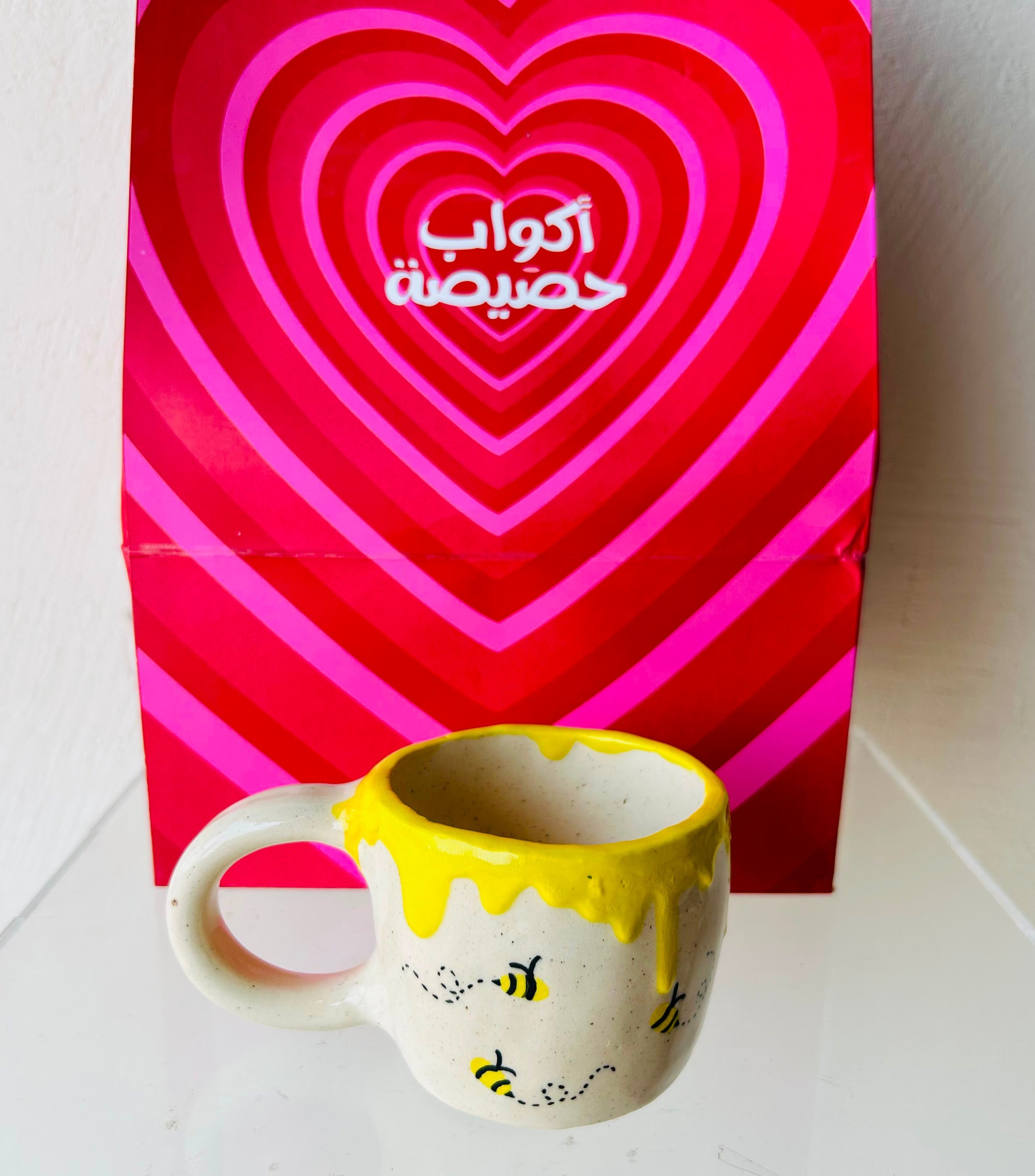 كوب النحلة
