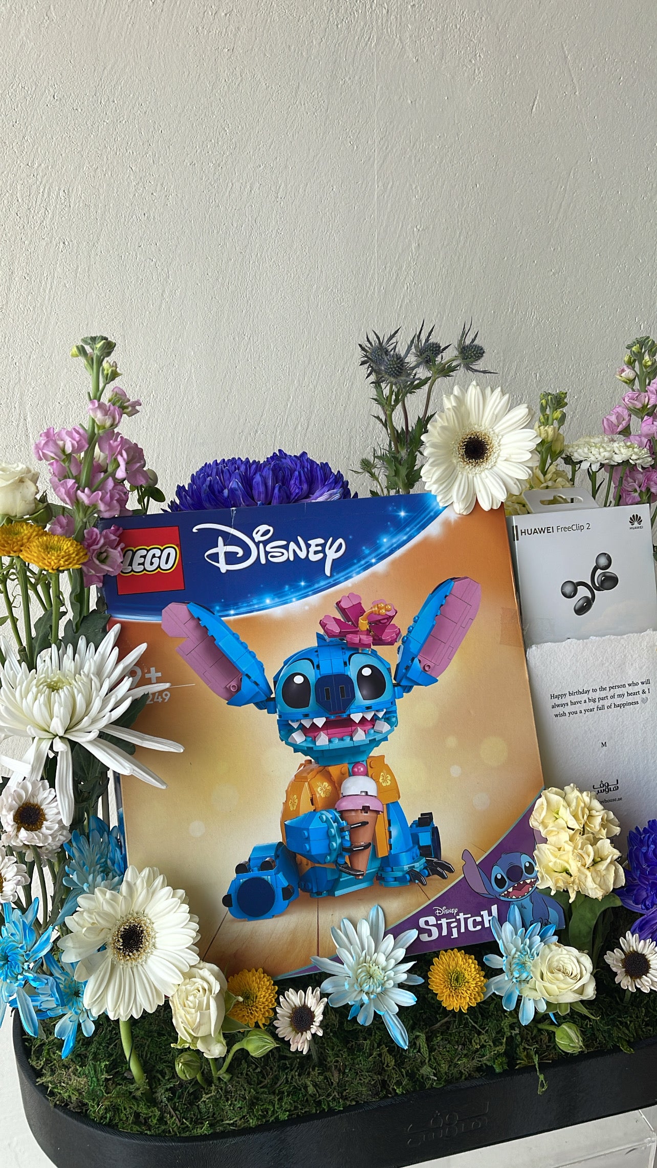 lego و huawei freeclip 2