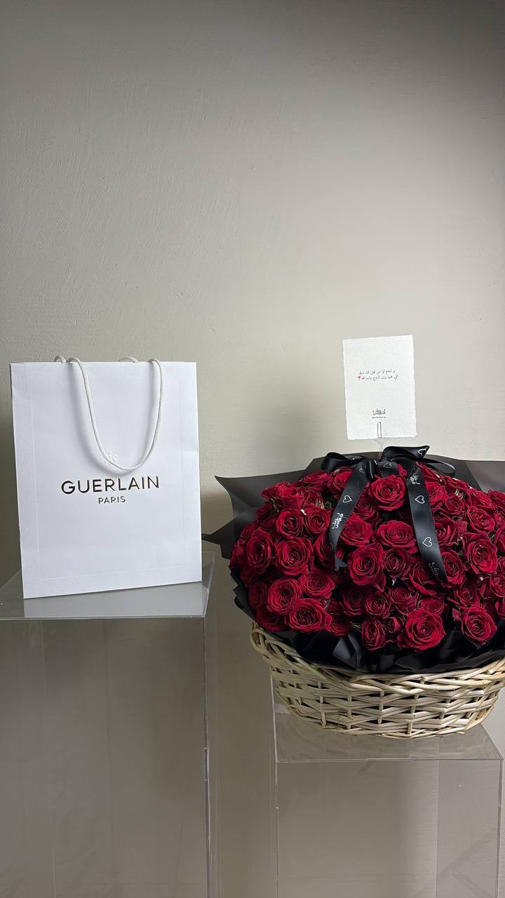 مع نحت الاسم Guerlain روج