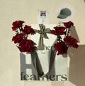 Feathers كاب