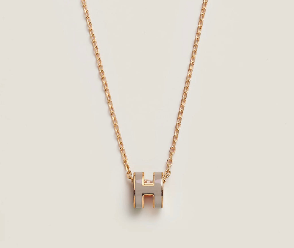 Hermès عقد