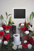 ومسباح مميز مع كيك Loro Piana  كارد هولدر