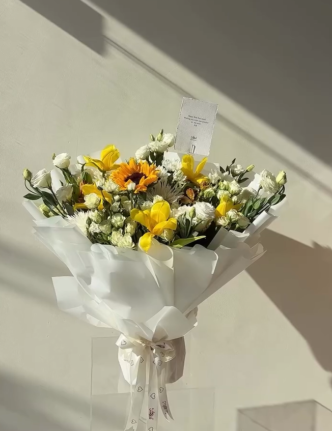 باقة روز وصن فلور