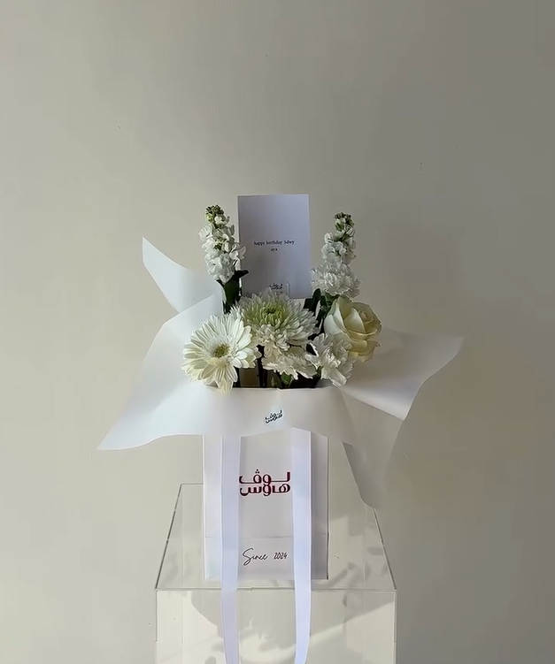 باقة ورد ابيض ناعم