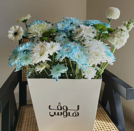كيس لوف هاوس بالورد الازرق