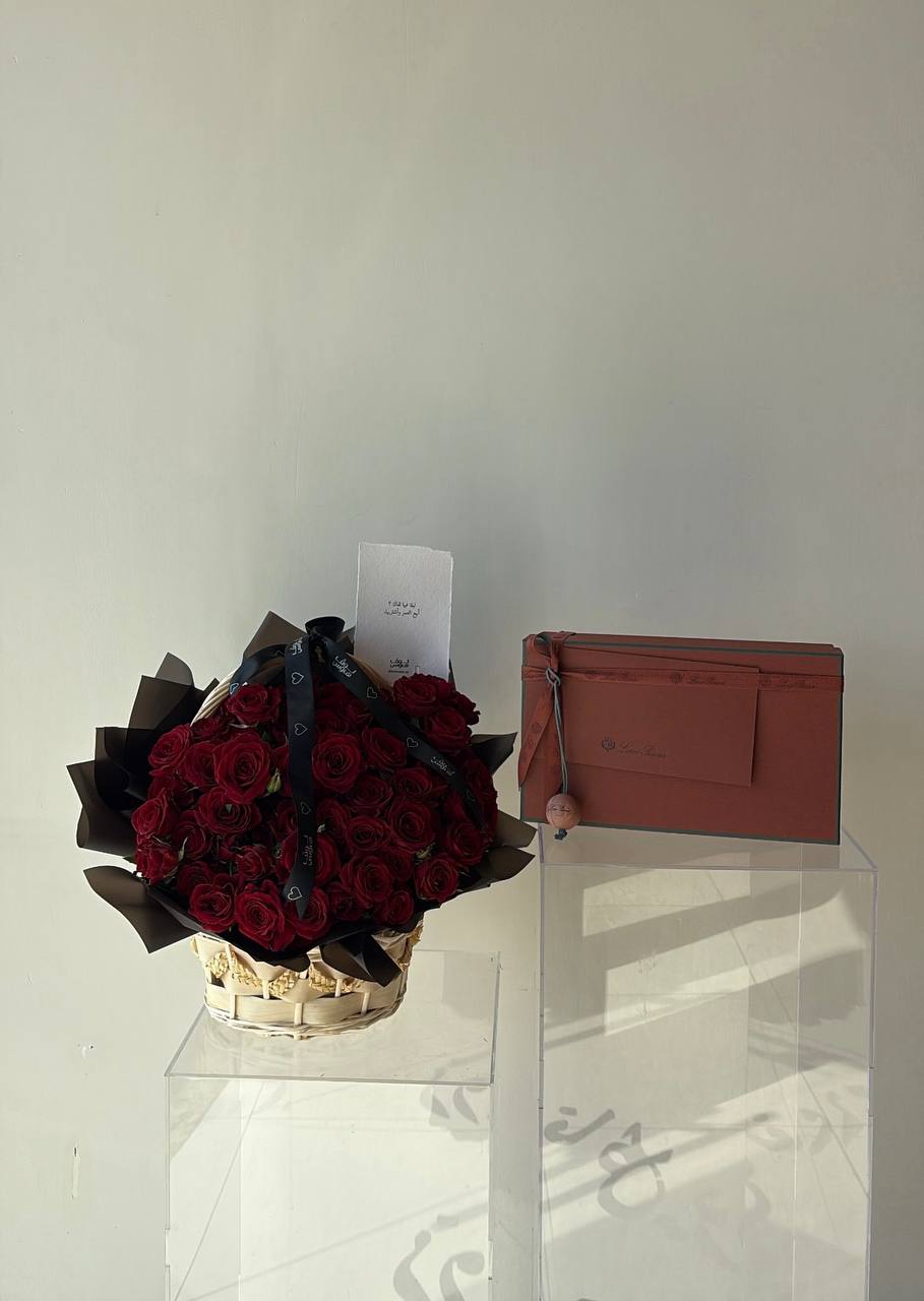S مع سلة حمراء Loro Piana كاب