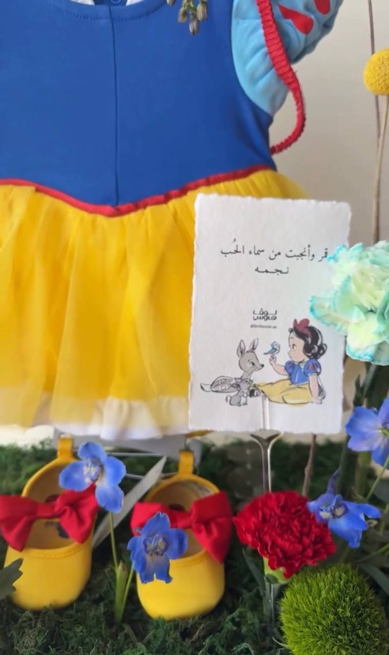 فستان سنو وايت