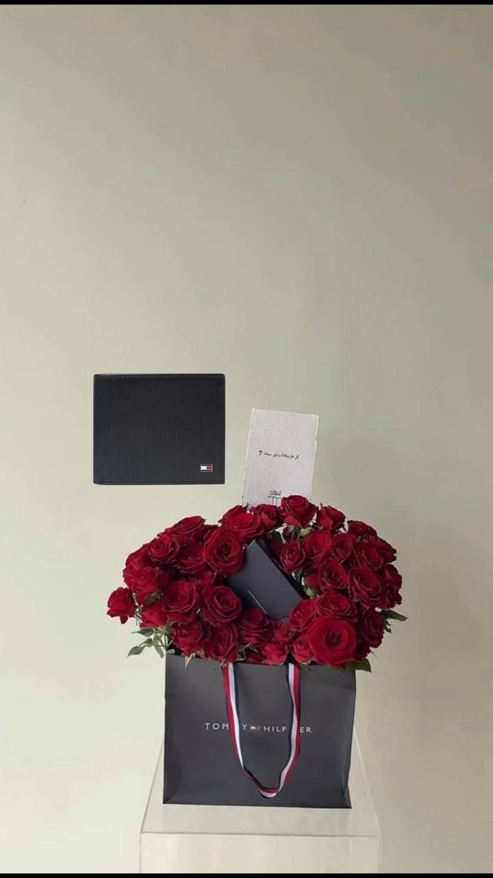 بوك تومي