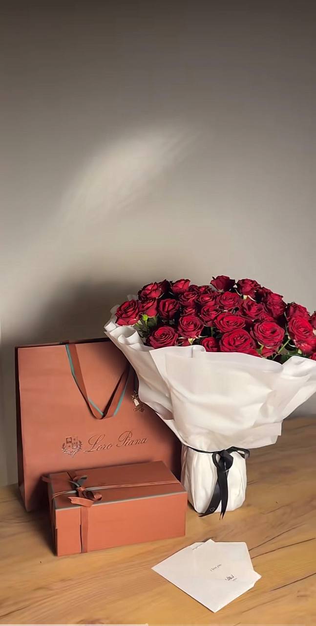 Loro Piana كاب