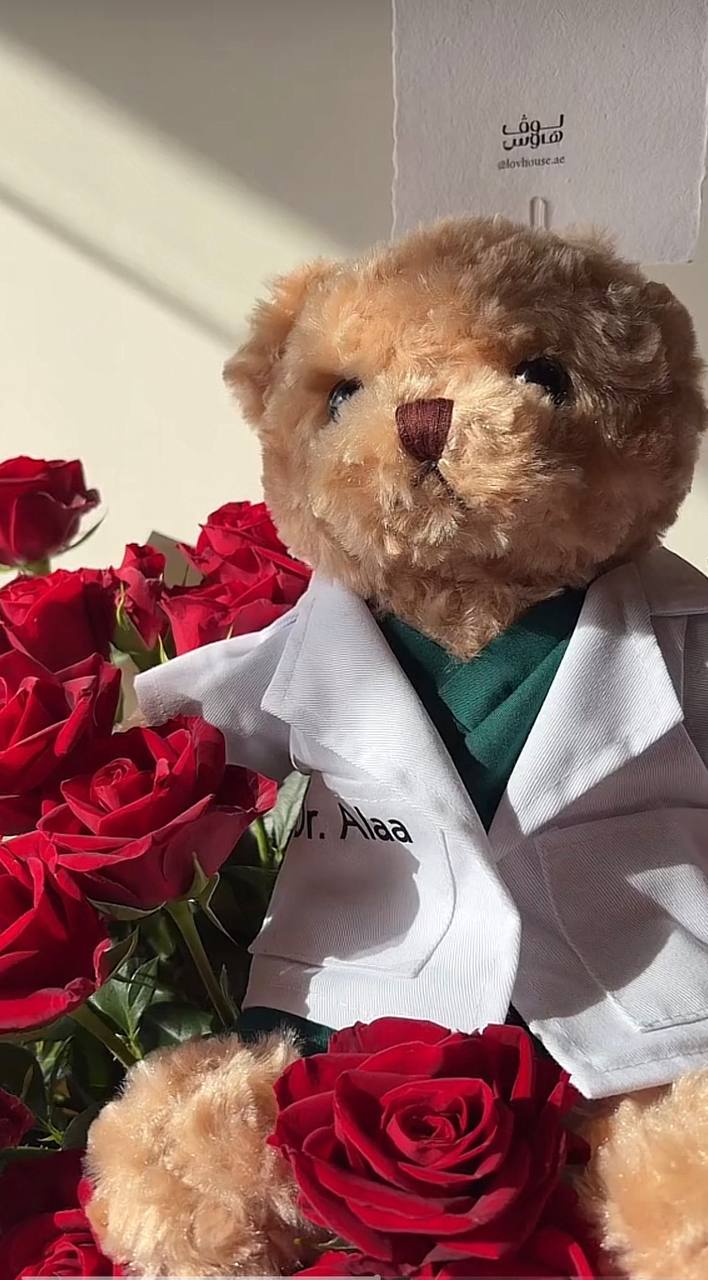Dr Teddy – Red Bouquet