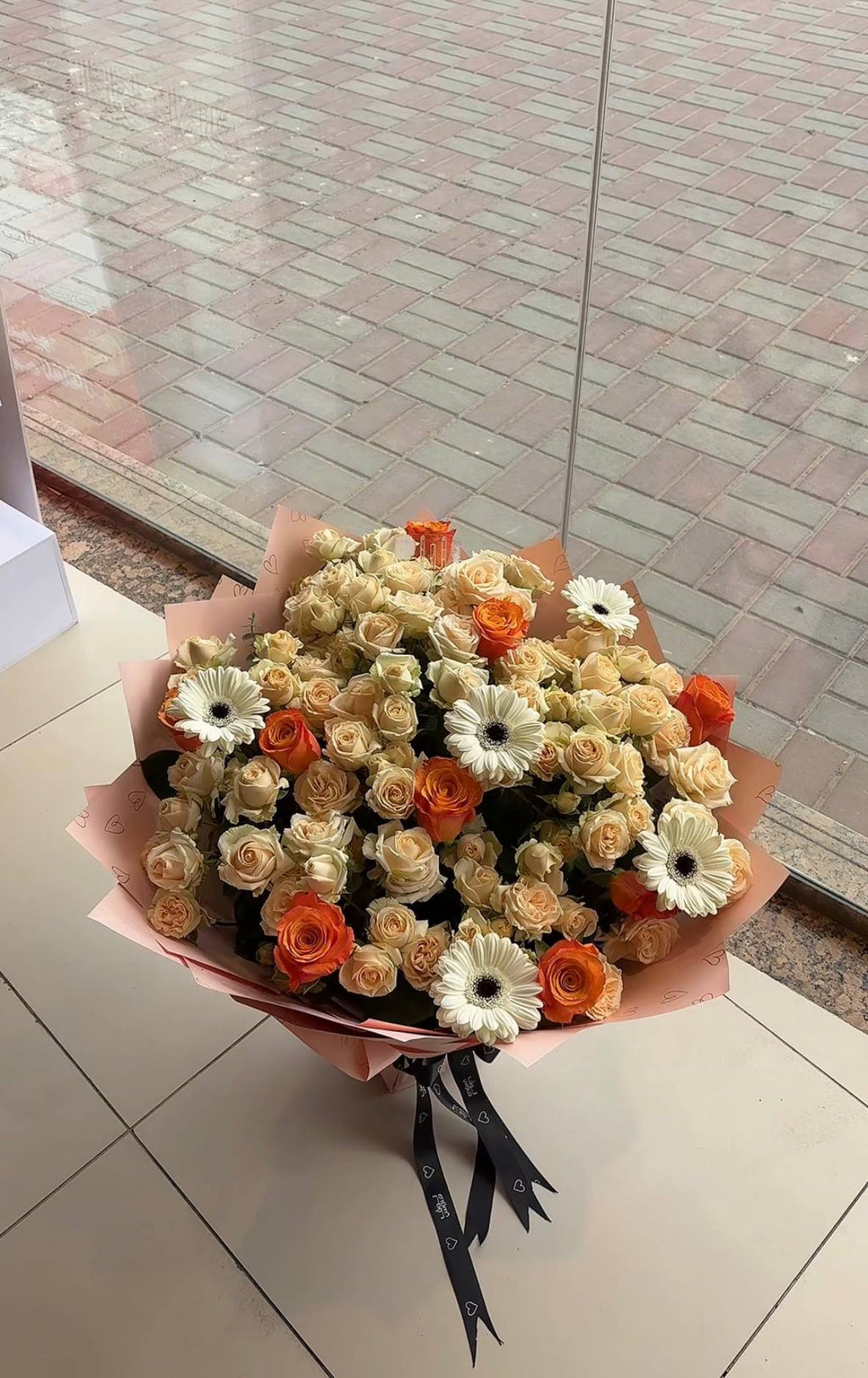 باقة بيج وبرتقالية