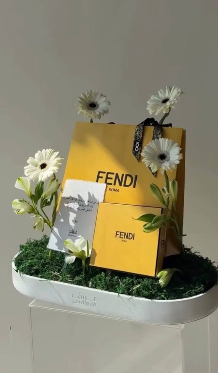 Fendi بوك