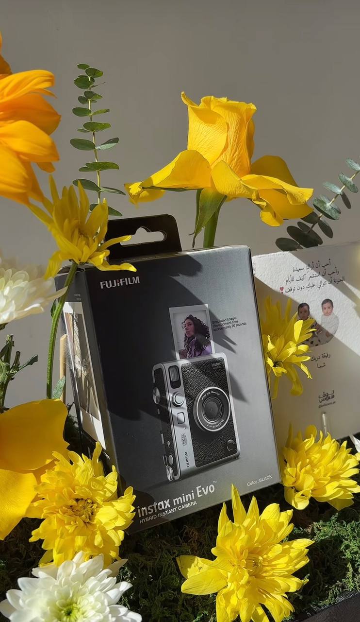 Instax mini evo كاميرا