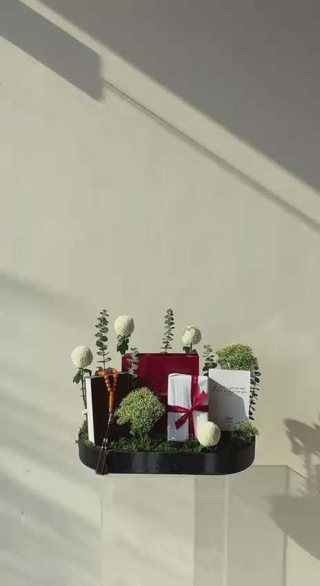 ومسباح cartier بوك