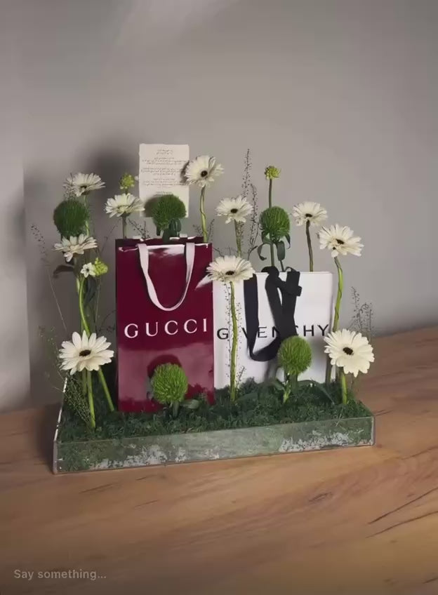 Givenchy , Gucci نظارة وعطر من