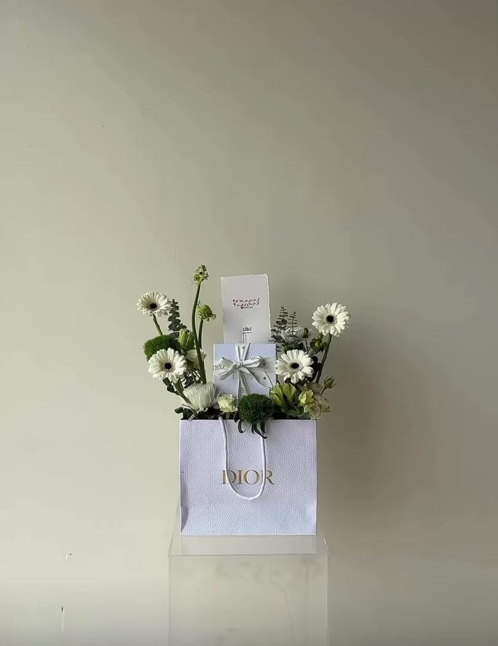 Dior قلادة